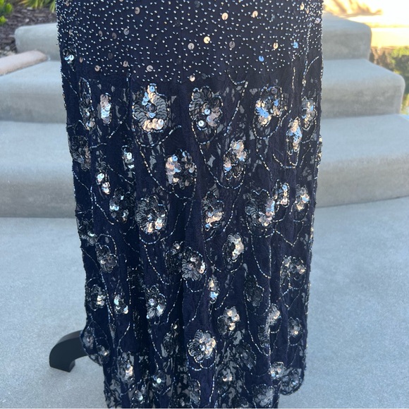 Elegant Deep Blue Sequin Evening Dress - Picture 10 of 15